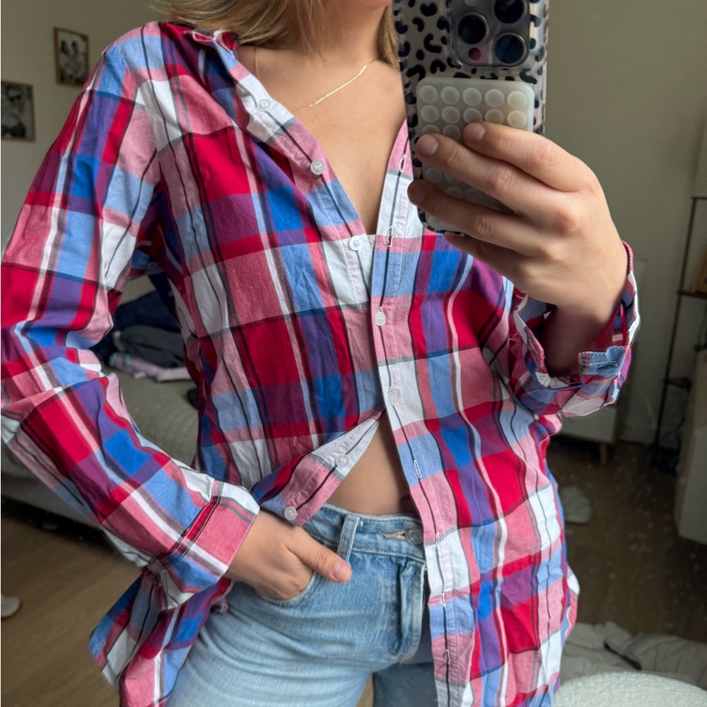 Versatile long plaid shirt that can be worn as a kimono or dress.